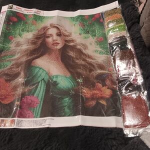 Vibrant Woman Diamond Painting Kit with Green Dress 40x40